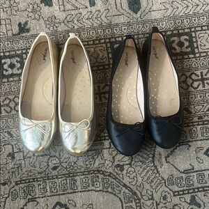 Cat & Jack Kids ballet flats  in gold and Black